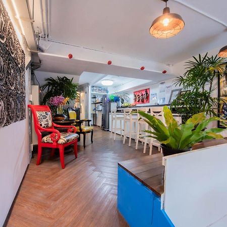 Mascotte Hostel Silom กรุงเทพมหานคร ภายนอก รูปภาพ