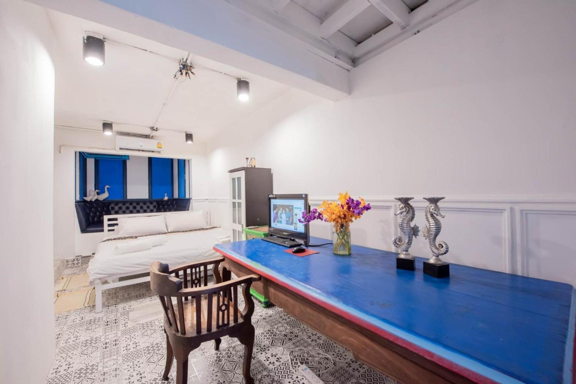 Mascotte Hostel Silom กรุงเทพมหานคร ภายนอก รูปภาพ